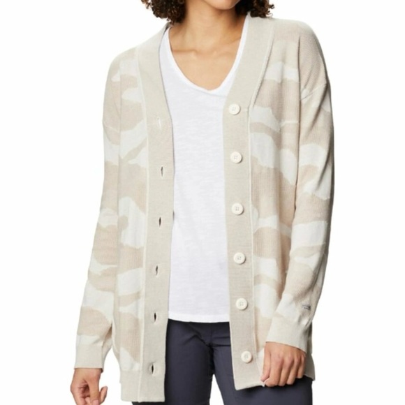 Columbia Sweaters - Columbia Tan Cream Camouflage Cardigan‎ Sweater Size Medium